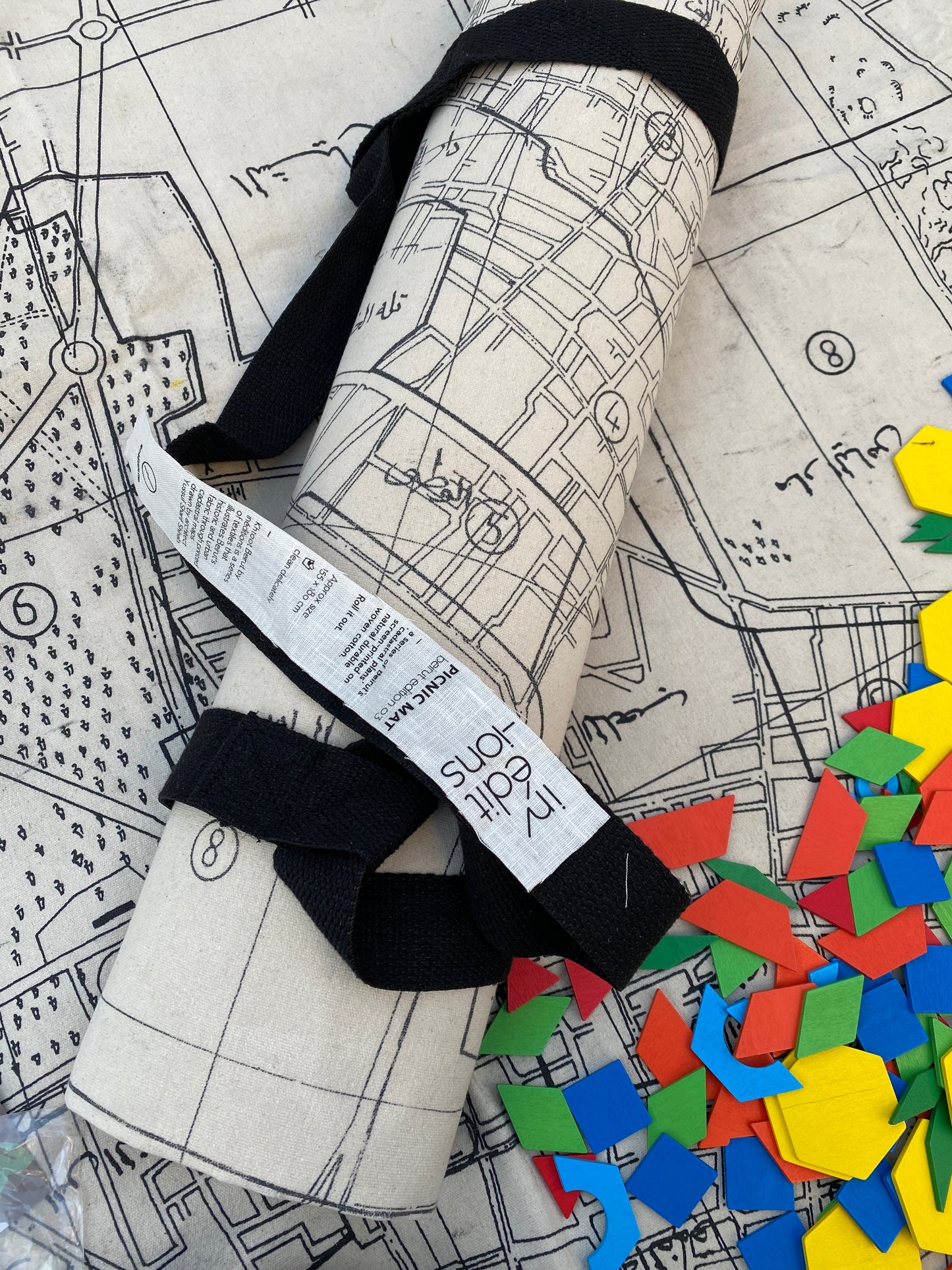 Picnic Mat Beirut edition 01